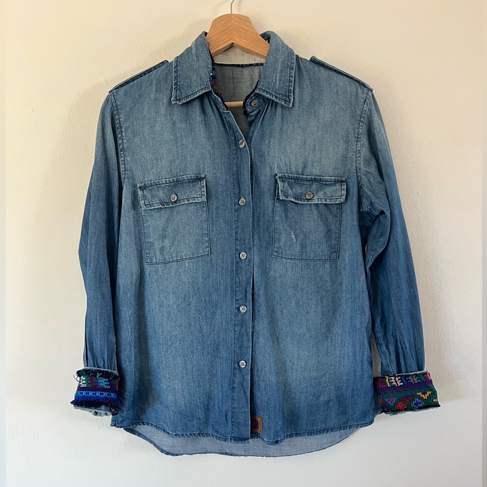 Jen’s Pirate Booty Distressed Denim Button Front‎ Embroidered Flip-Cuff Shirt